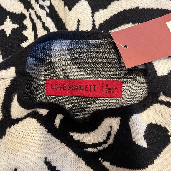 Love Scarlett Black and White Cowl-Neck Sweater - Picture 5 of 7